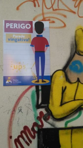 Parede vingativa!
