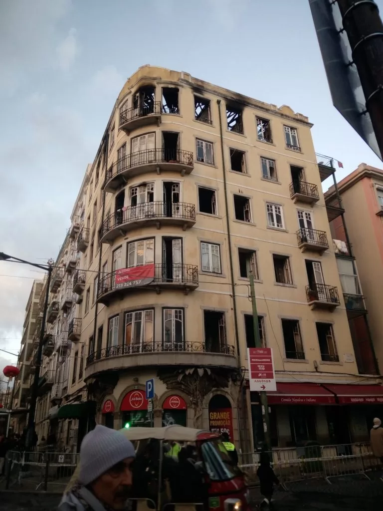 Incêndio no 22 da Almirante Reis