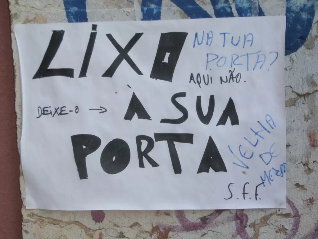 Quando o lixo dá mais que falar do que a telenovela