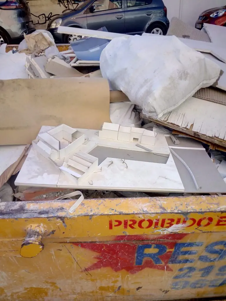 Maquete abandonada