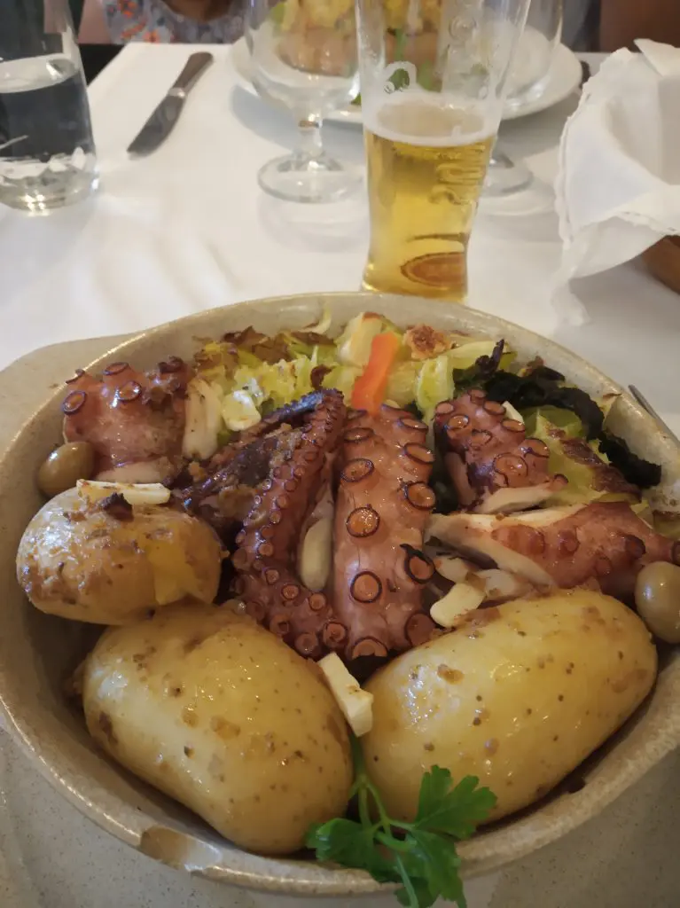Uau, polvo à lagareiro!