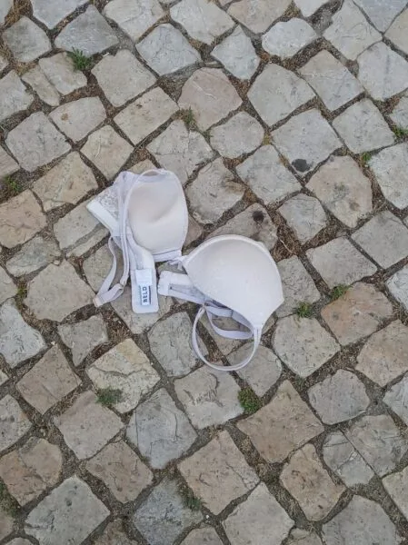 Ganas de amar é atirar a roupa interior pela janela