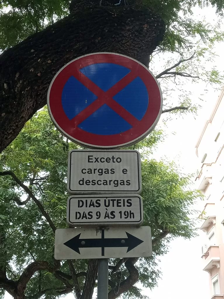 Quando os sinais de trânsito nos trocam as voltas