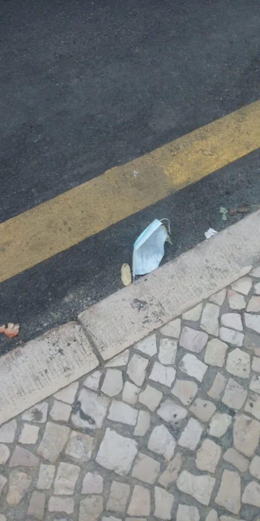 Máscara da linha amarela