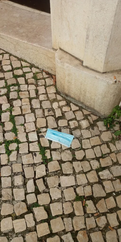 Máscara da calçada