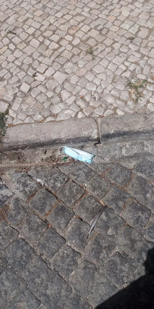 Máscara mal estacionada
