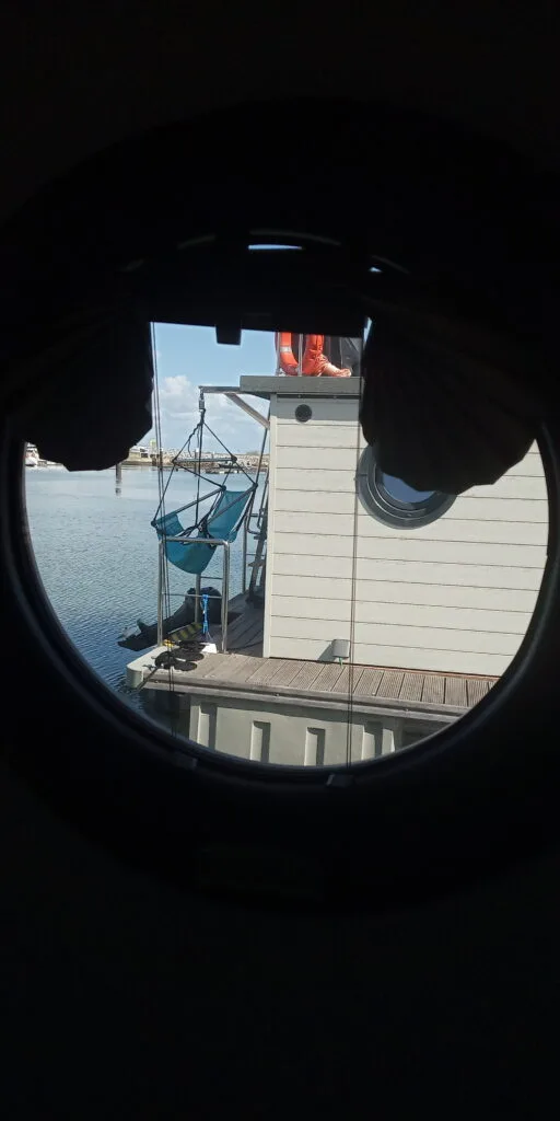 Dormir num barco em Lisboa é possível com a The Homeboat Company