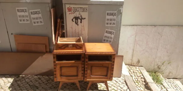 Mobiliário pelas ruas da capital