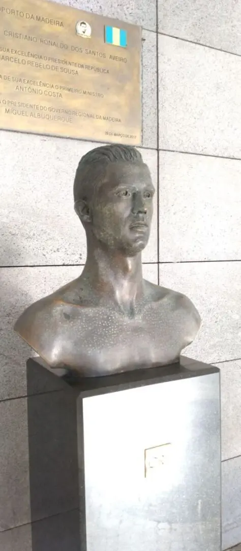 Chegada ao Aeroporto Internacional da Madeira Cristiano Ronaldo