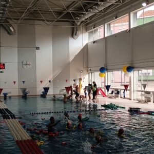 Equipamento essencial na freguesia, a piscina da Penha de França