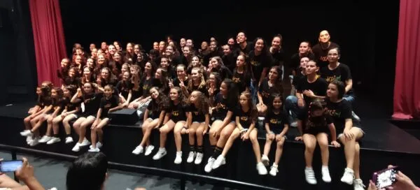 Swagga Dem, um grupo de dança bem disposto