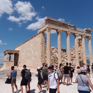 Poirot em Atenas — O Mistério na Acrópole