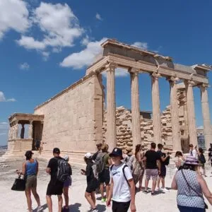 Poirot em Atenas — O Mistério na Acrópole
